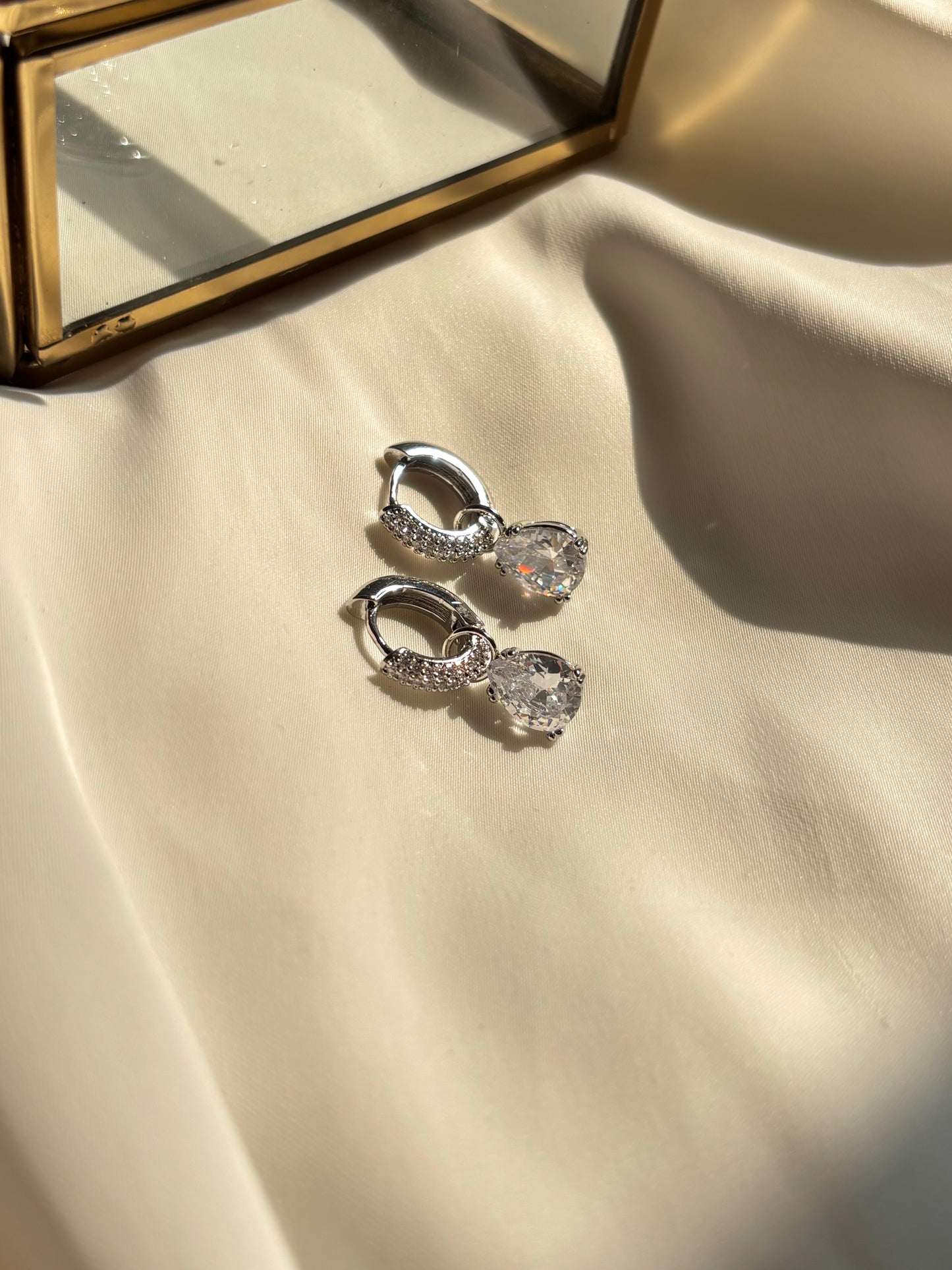 Marta Misty Earrings #Oval