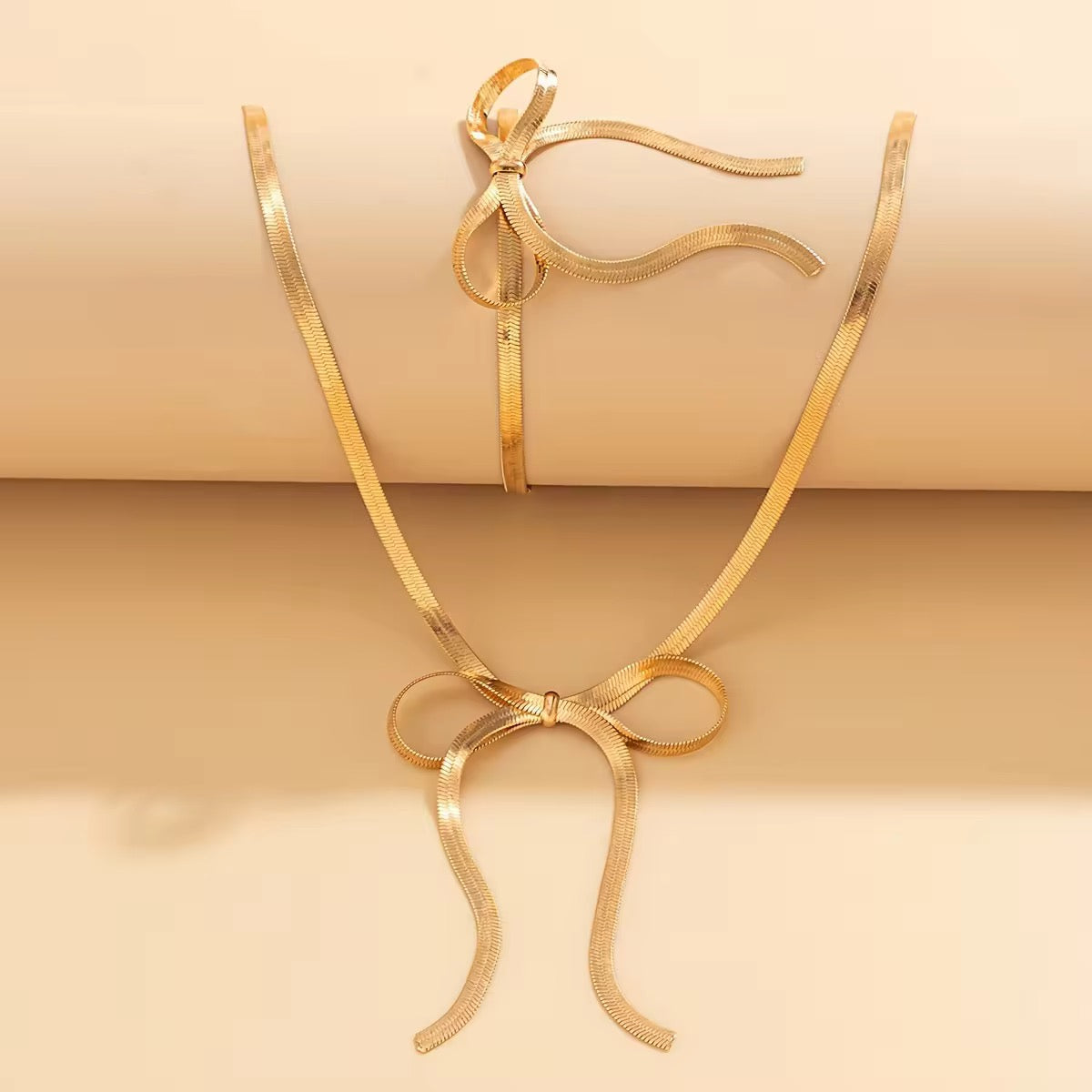 Long Bow Necklace