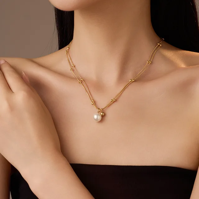Camellia Pearl Necklace