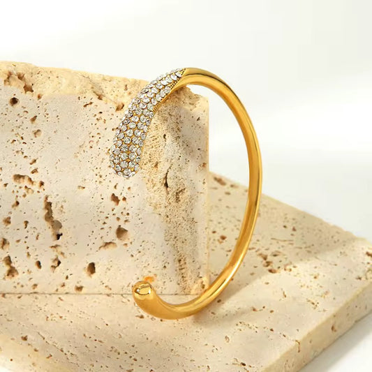 Oakes Luxe Bangle