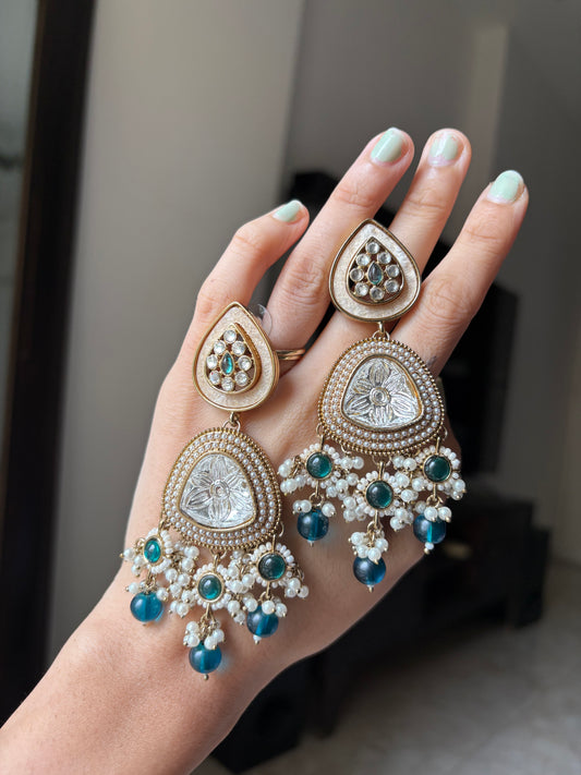 Noor Pearl Kundan Chandbali