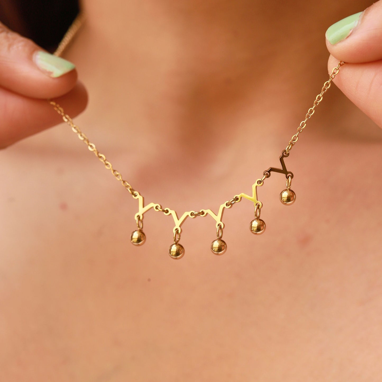 Zigzag Gleam Necklace