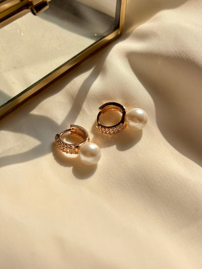 Mini Marta Pearl Earring