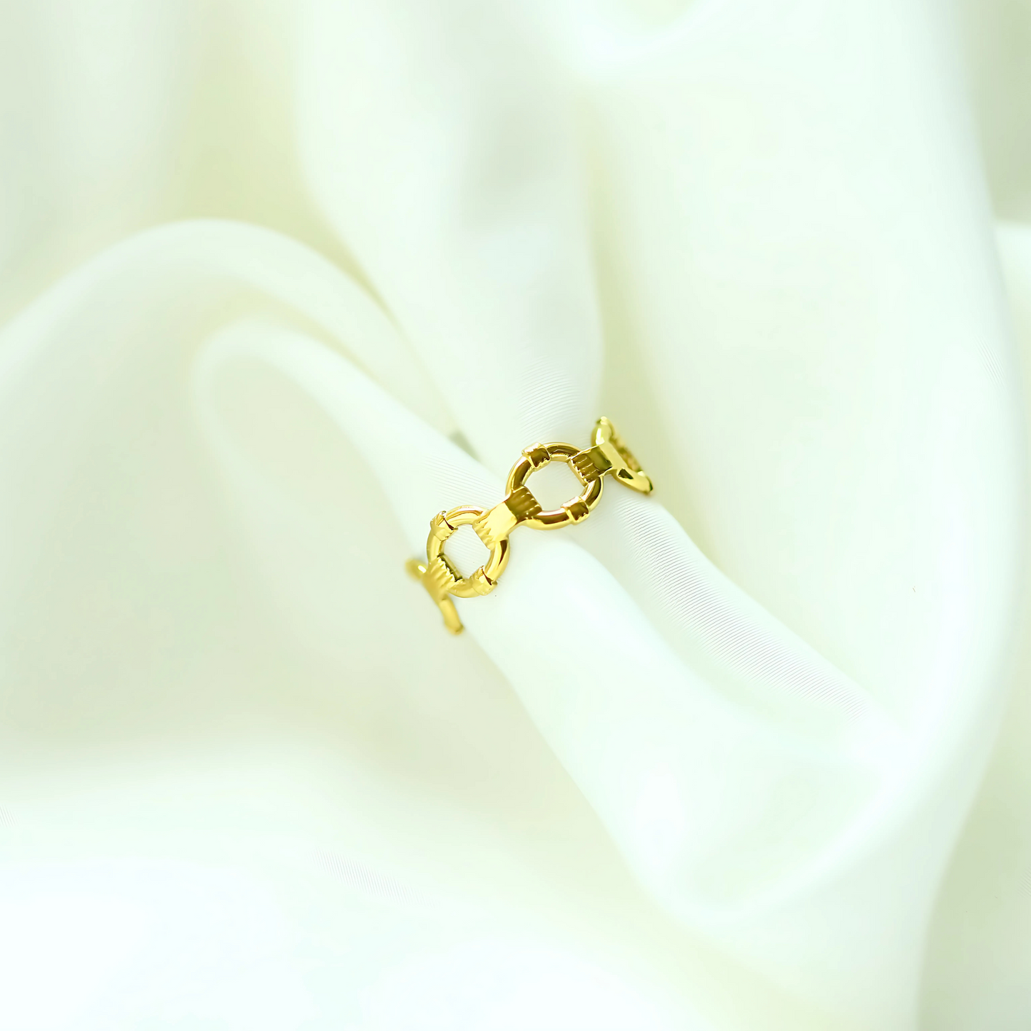 Lyon Ring