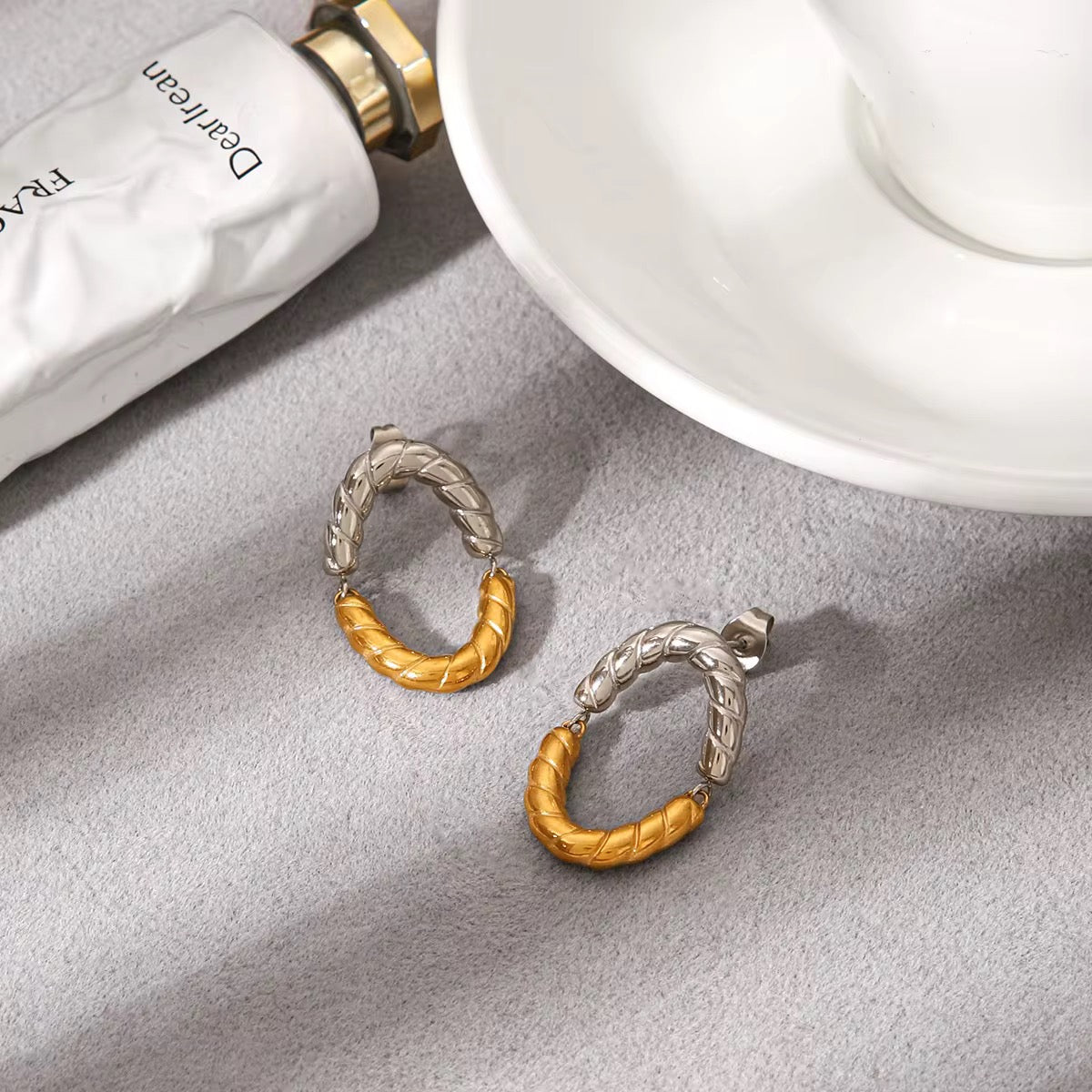 Oval Hollow Circle Stud Earrings