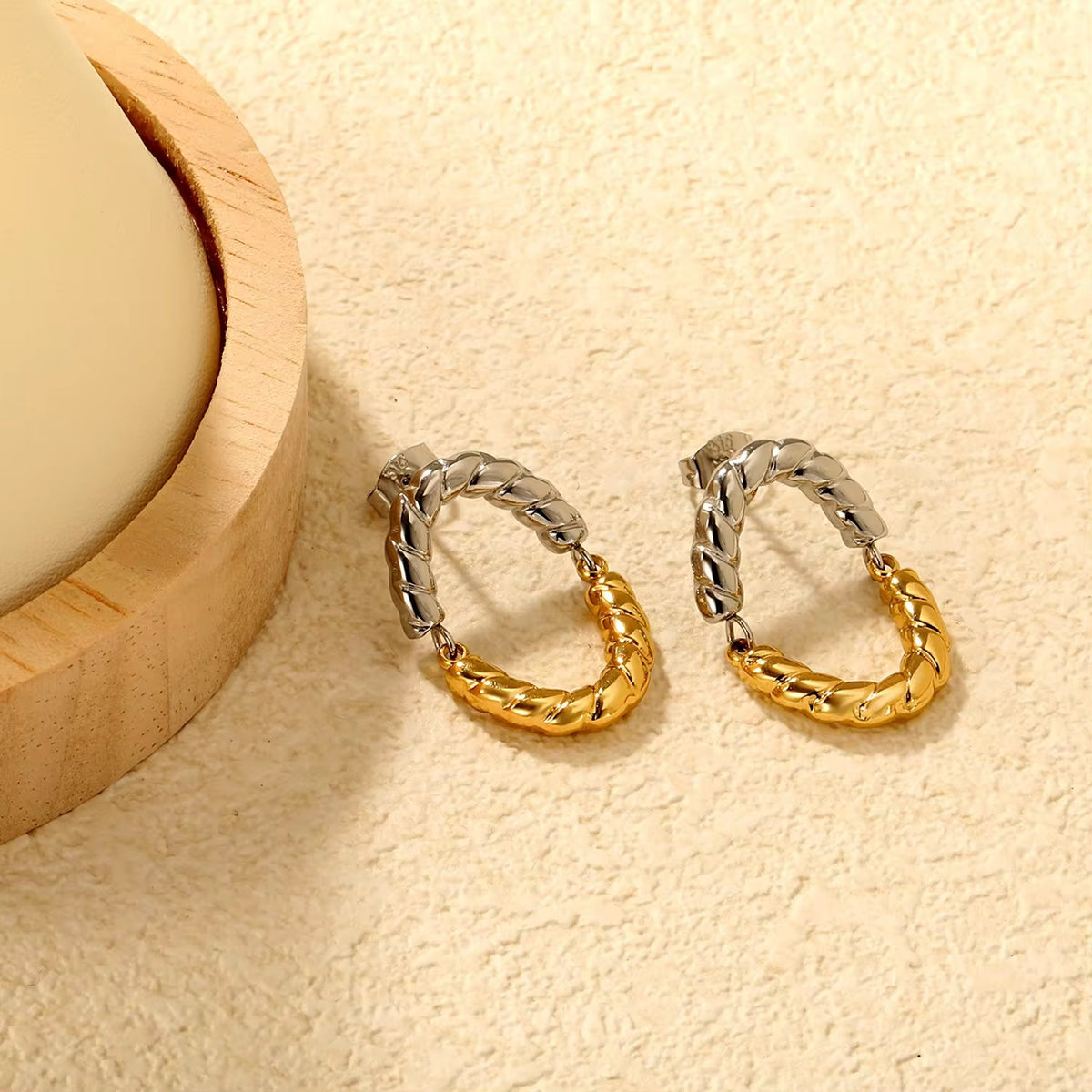Oval Hollow Circle Stud Earrings