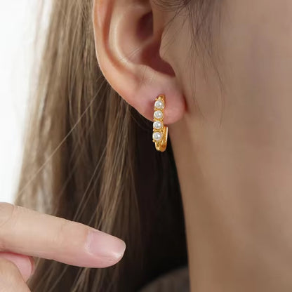 Paloma Pearl Earrings