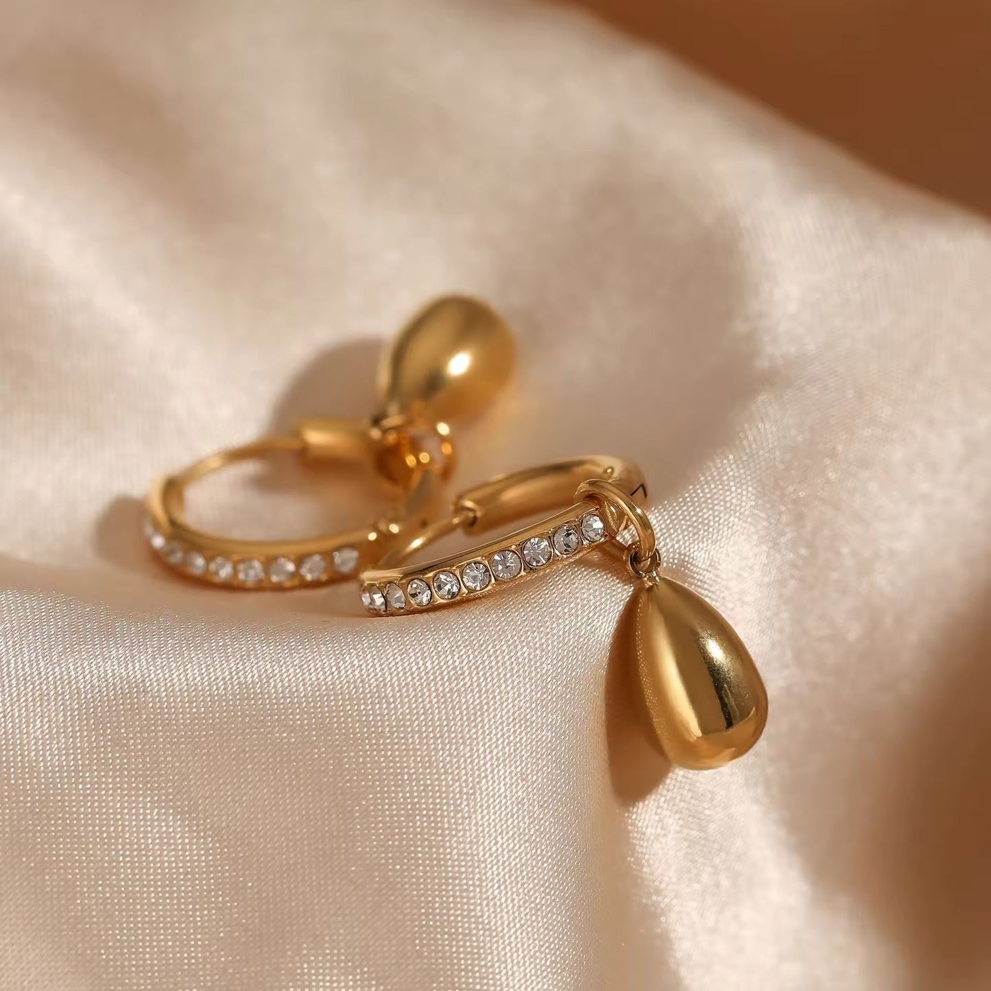 Shine Drop Earrings