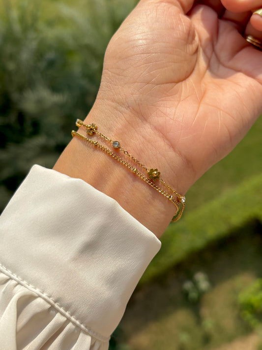Meera Flower Bracelet