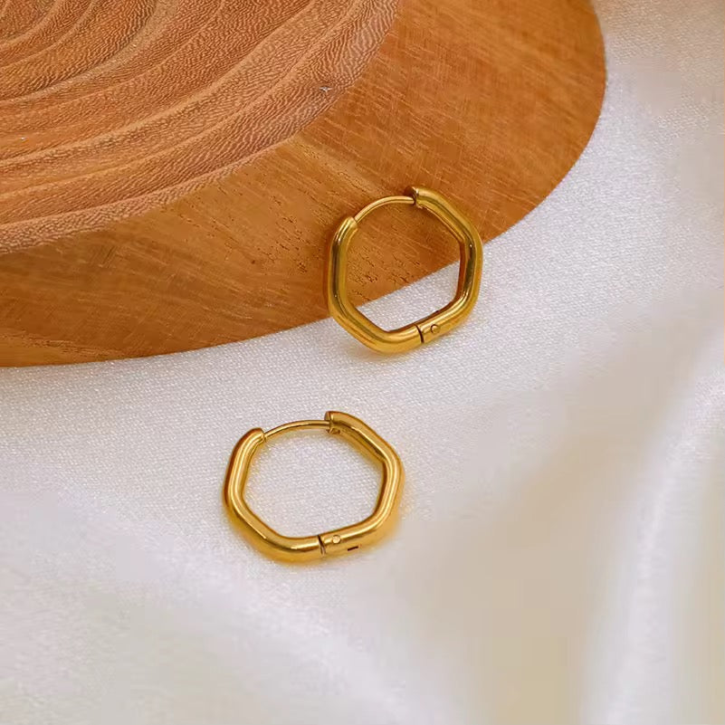 Basic 18K Hoop Earrings