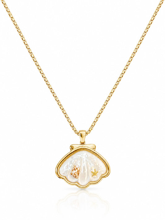 Seashell Pearl Necklace