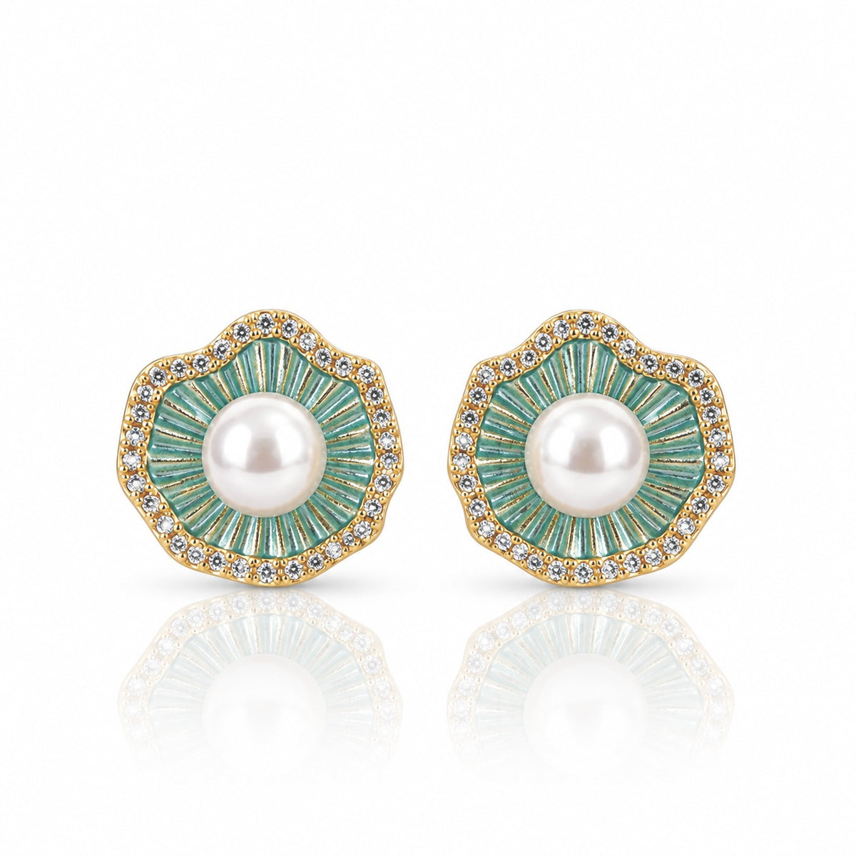 Aurelia Pearl Studs