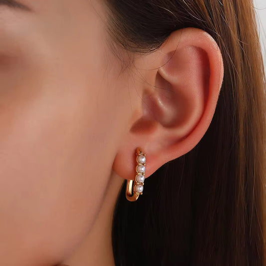 Paloma Pearl Earrings