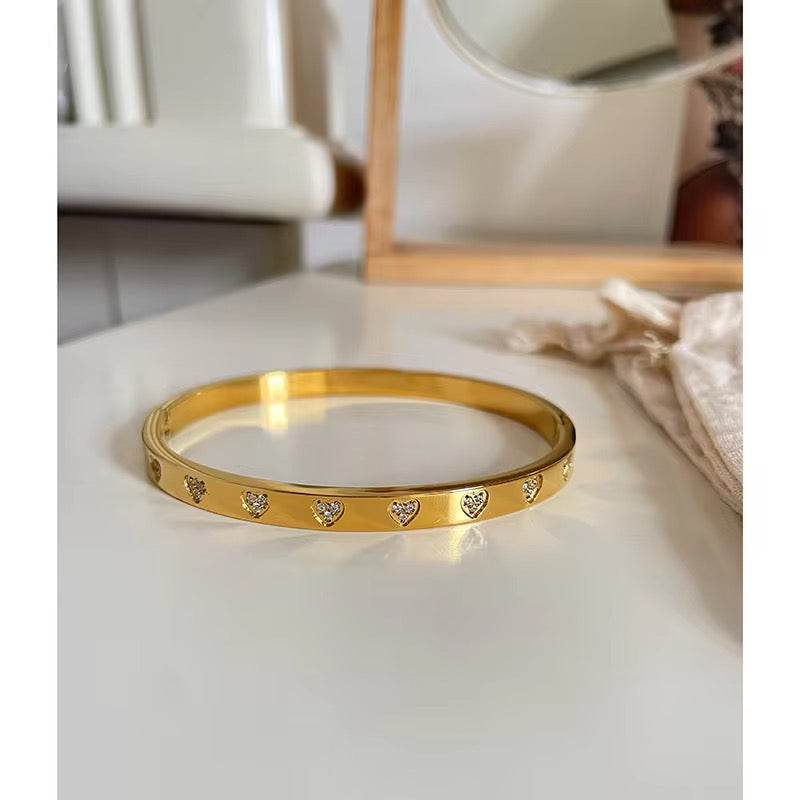 Love Bangle ❤️