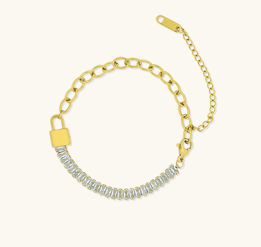 Cruz White Bracelet