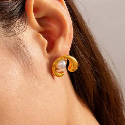 Baroque Pearl Earrings
