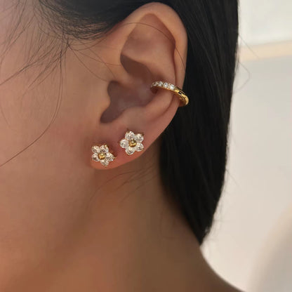 Daisy Studs