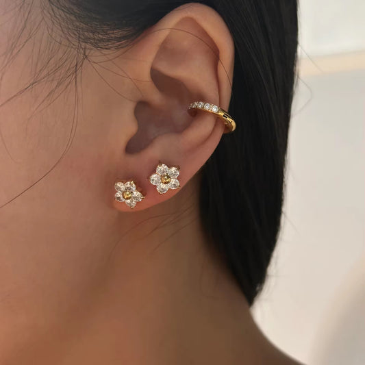Daisy Studs