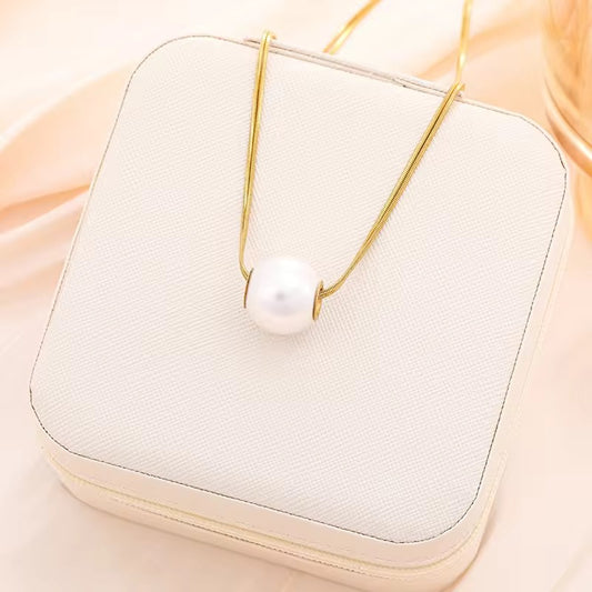 Pearl Gold Necklace