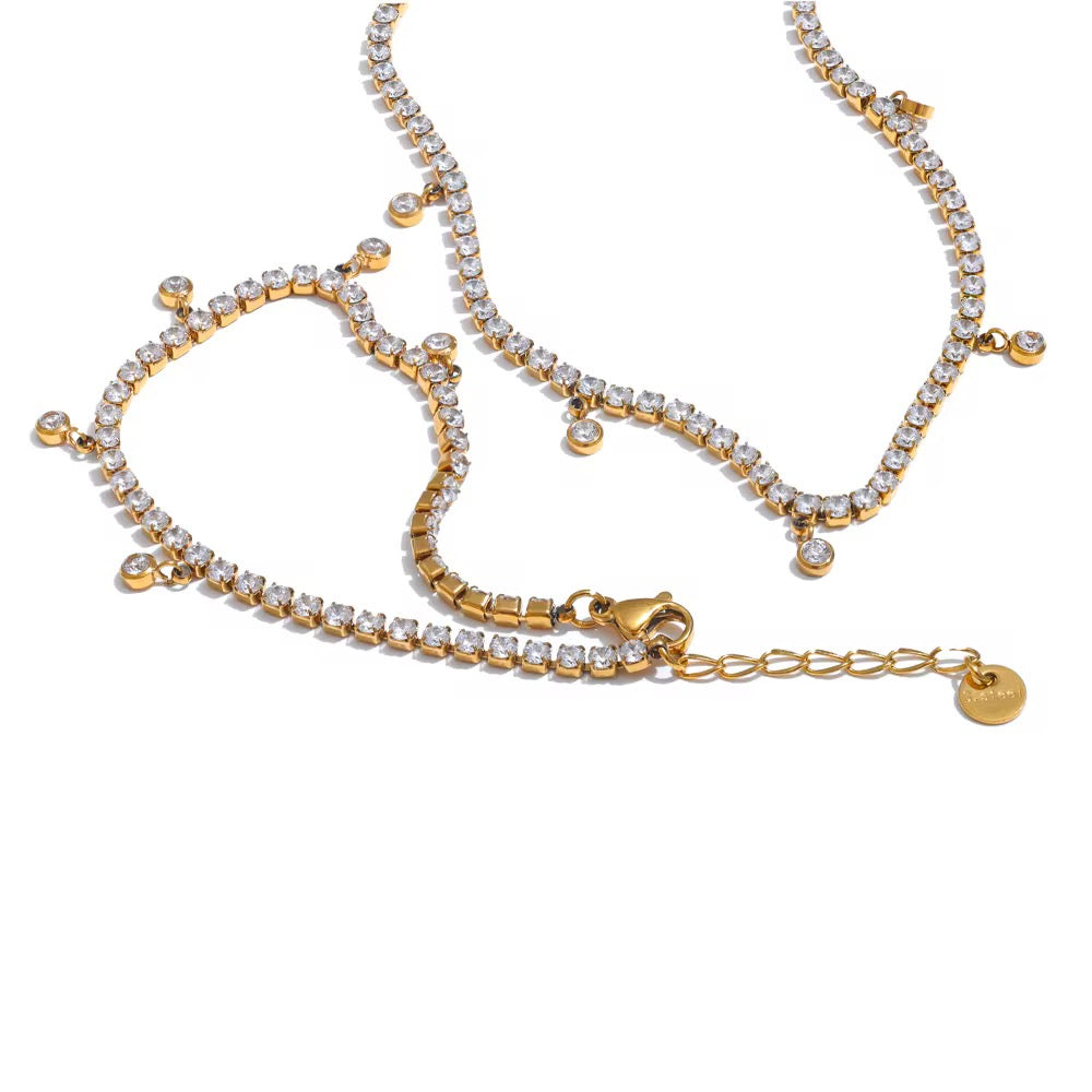 Tennis Bracelet with Drop Stones