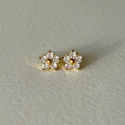 Daisy Studs