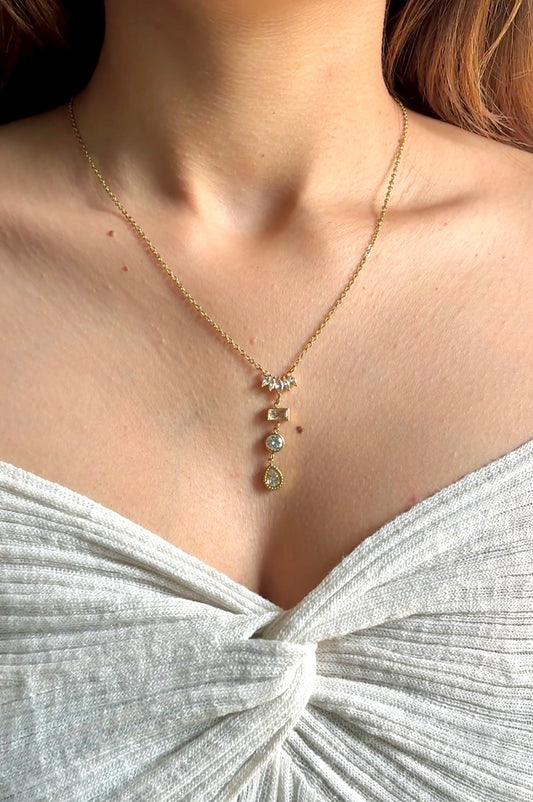 Vera Circle Drop Necklace