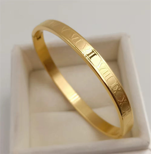 Roman Bangle