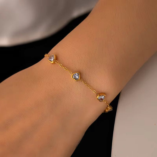 Minimal Heart Stone Bracelet