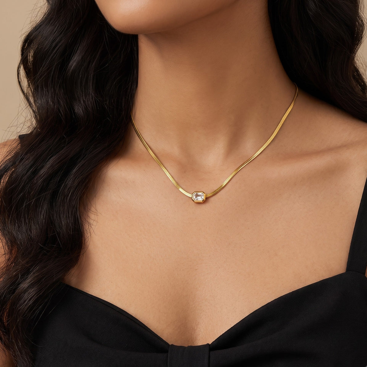 Snake Basic Stone Necklace