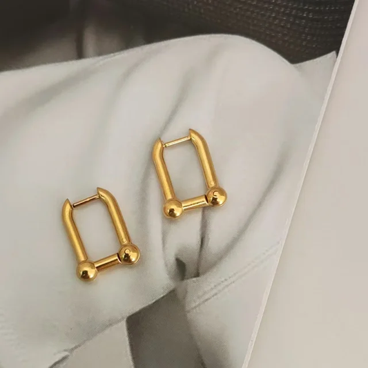 Meredith Hoops