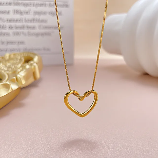 Heart Eva Necklace